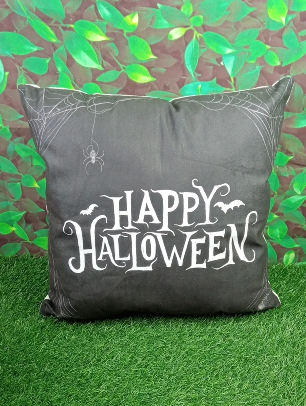👻 Decorative Black Happy Halloween Accent Pillow